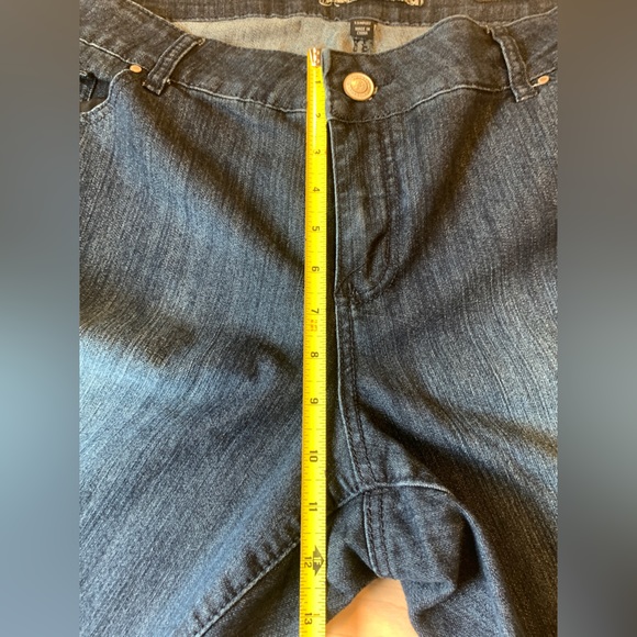 Kardasian Kollection, The Khloe jeans, size 20 - Picture 8 of 9